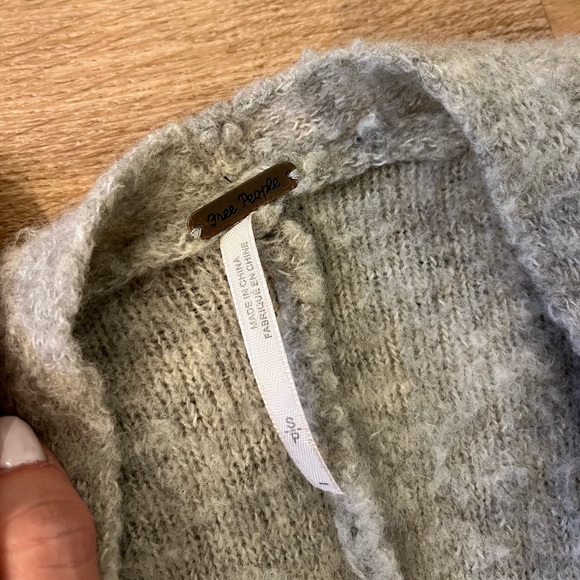 Free People Oversized Long Cardigan Size Small Gray - Picture 3 of 5